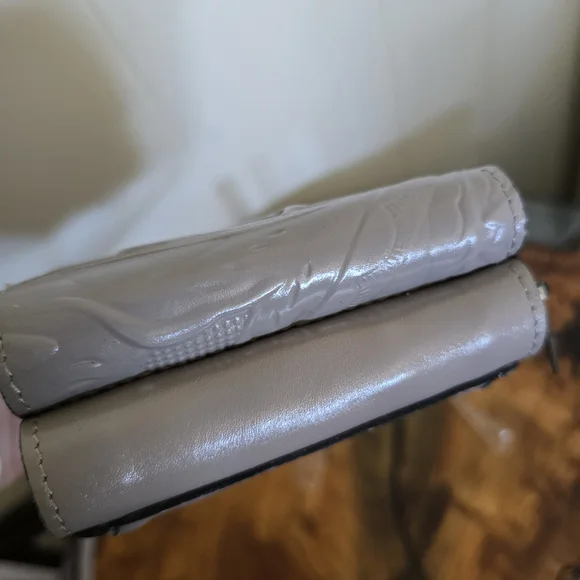 Patricia Nash Western Floral Embossed Crossbody Bag - Picture 5 of 7